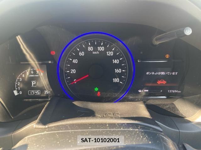 Honda VEZEL 2017-06 8317831-13