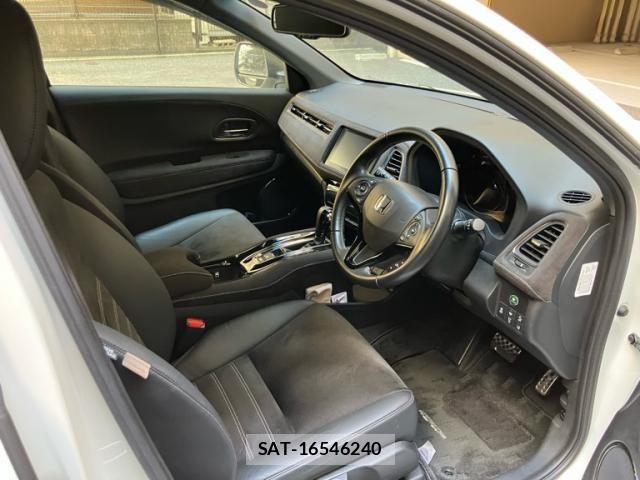 Honda VEZEL 2016-11 8317823-12
