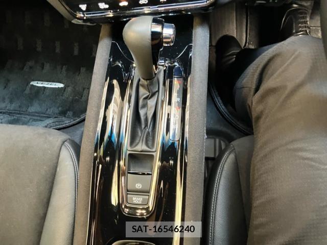 Honda VEZEL 2016-11 8317823-15