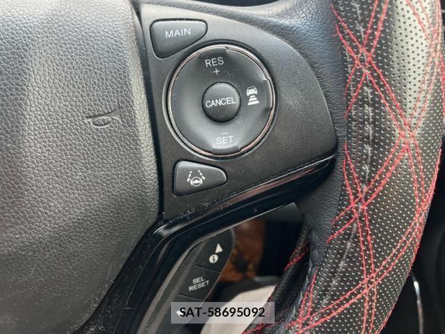 Honda VEZEL 2020-03 8317824-17