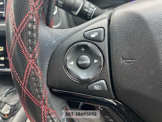 Honda VEZEL 2020-03 8317824-18