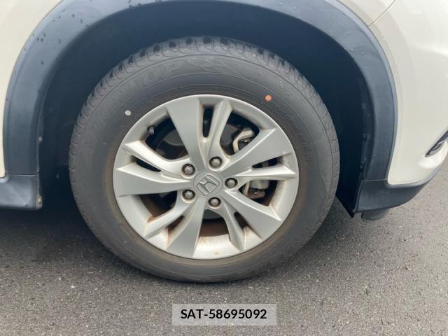 Honda VEZEL 2020-03 8317824-7