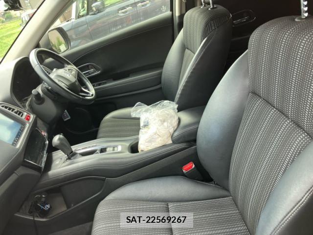 Honda VEZEL 2014-03 8317832-15