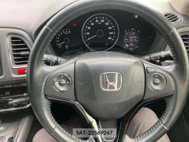 Honda VEZEL 2014-03 8317832-17