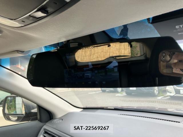 Honda VEZEL 2014-03 8317832-28