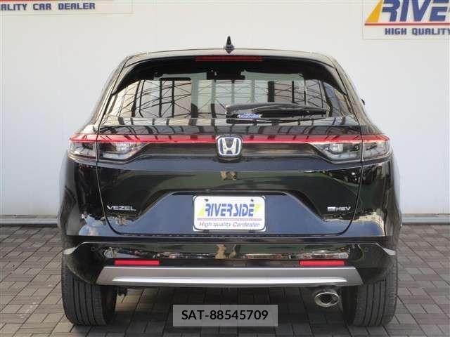 Honda VEZEL 2021-10 8317822-21