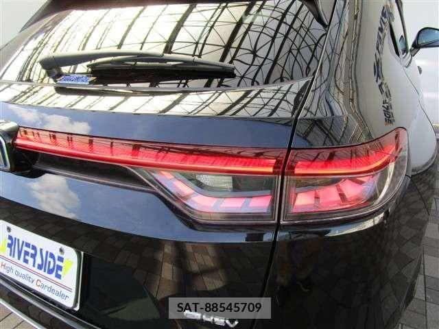 Honda VEZEL 2021-10 8317822-24