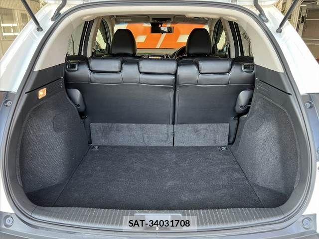 Honda VEZEL 2014-01 8317827-19