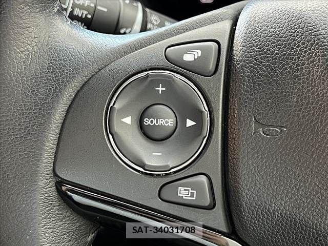 Honda VEZEL 2014-01 8317827-28