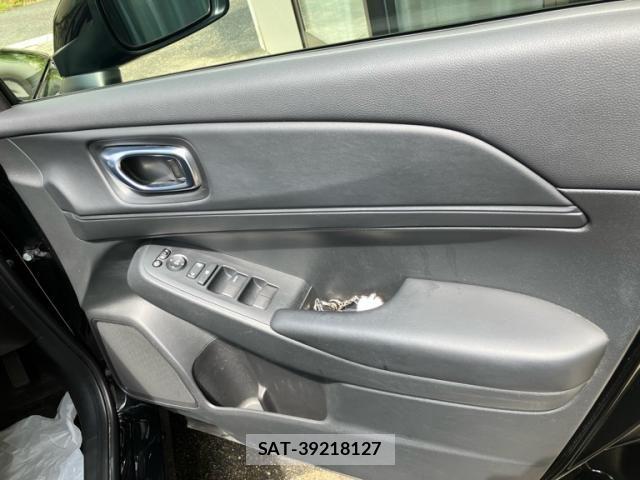 Honda VEZEL 2023-01 8317821-13