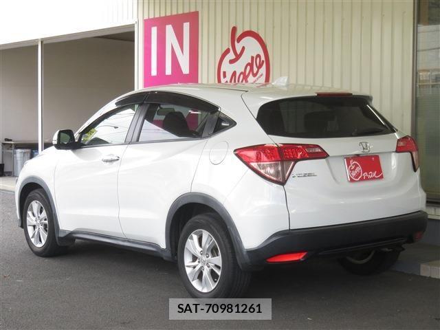 Honda VEZEL 2015-10 8317826-1