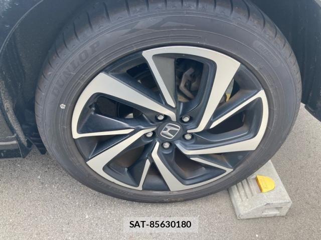 Honda VEZEL 2019-03 8337918-10
