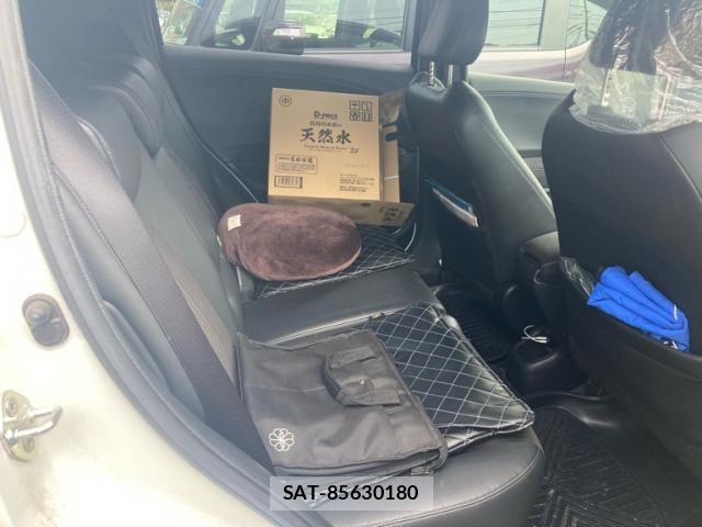 Honda VEZEL 2019-03 8337918-14