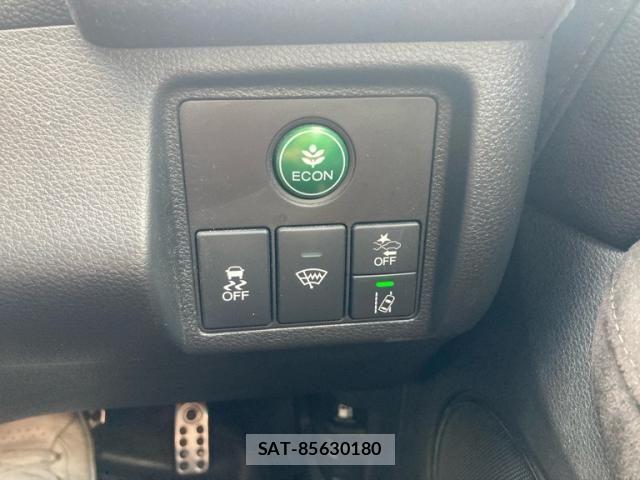 Honda VEZEL 2019-03 8337918-20