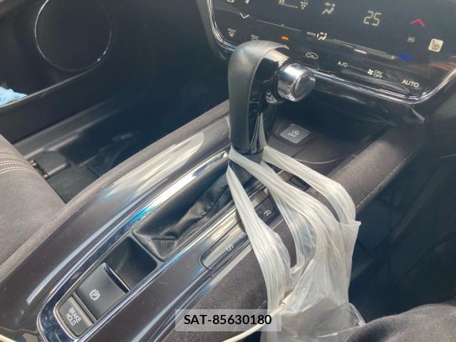 Honda VEZEL 2019-03 8337918-24