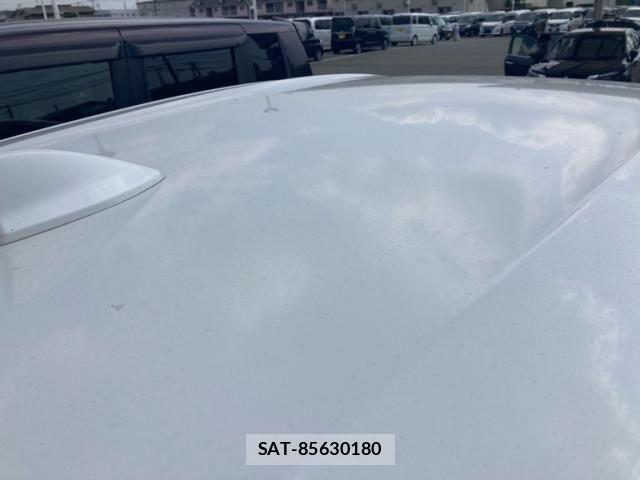 Honda VEZEL 2019-03 8337918-6