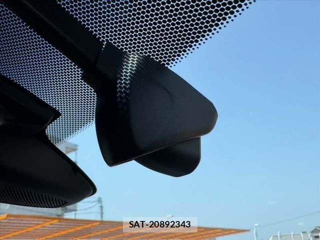 Honda VEZEL 2020-04 8338331-28