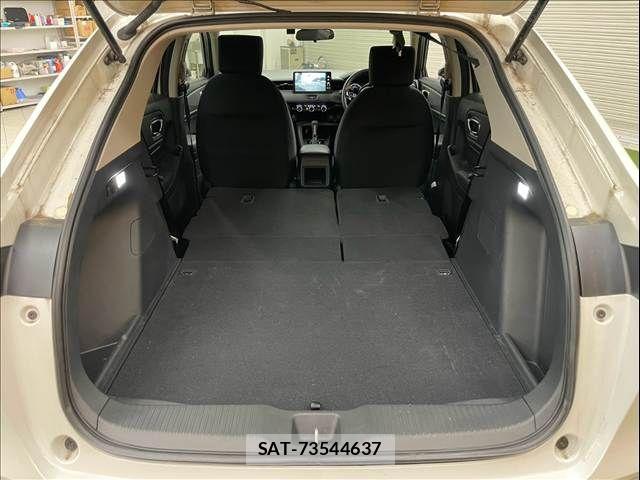 Honda VEZEL 2024-04 8338329-12