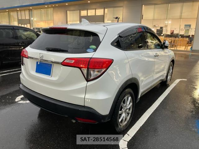 Honda VEZEL 2020-01 8355837-2