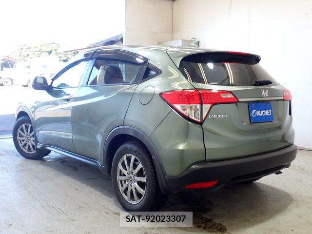 Honda VEZEL 2019-08 8355838-2