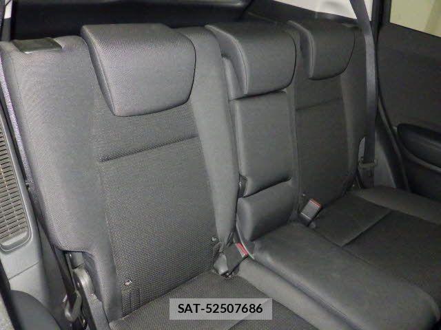 Honda VEZEL 2019-07 8363994-5