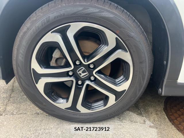 Honda VEZEL 2015-11 8369556-11