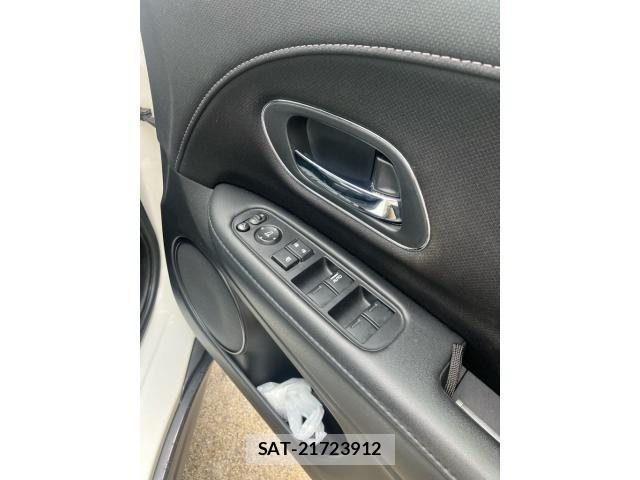 Honda VEZEL 2015-11 8369556-12
