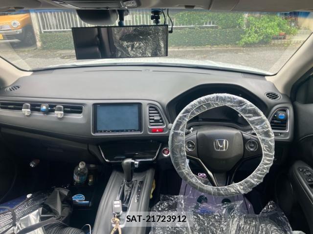 Honda VEZEL 2015-11 8369556-18