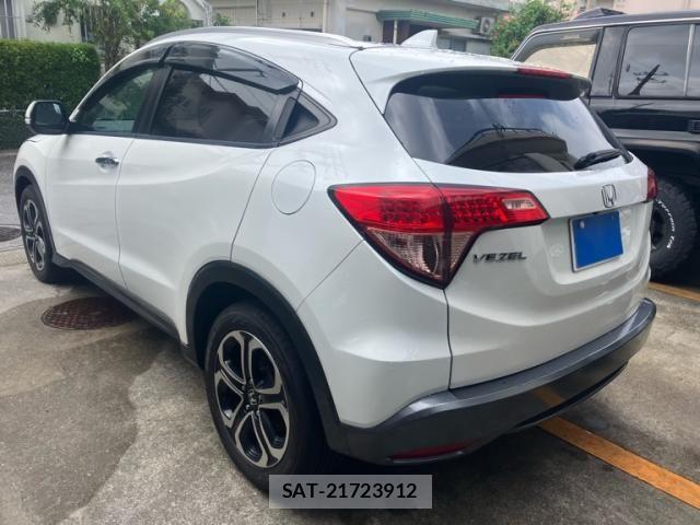 Honda VEZEL 2015-11 8369556-3