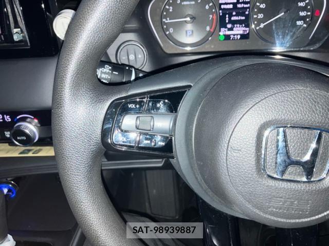 Honda VEZEL 2022-07 8369552-17
