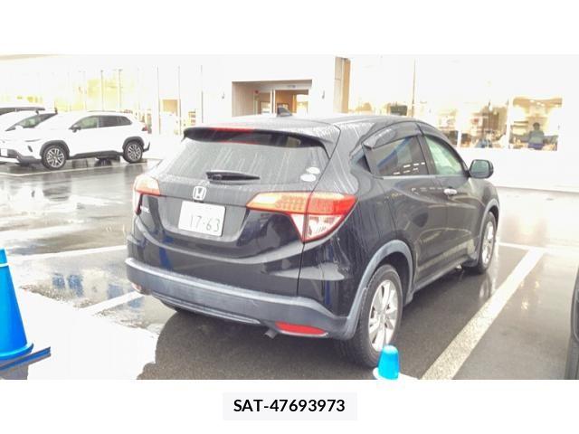 Honda VEZEL 2015-07 8369554-3