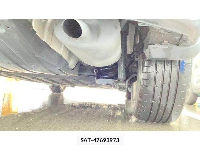Honda VEZEL 2015-07 8369554-6