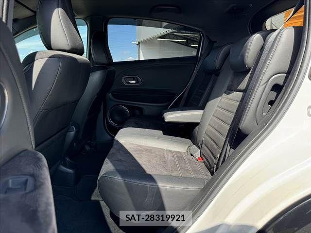 Honda VEZEL 2016-08 8369557-17