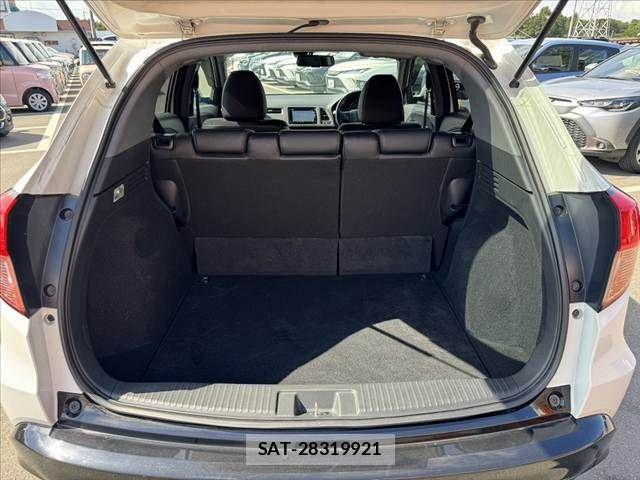 Honda VEZEL 2016-08 8369557-18