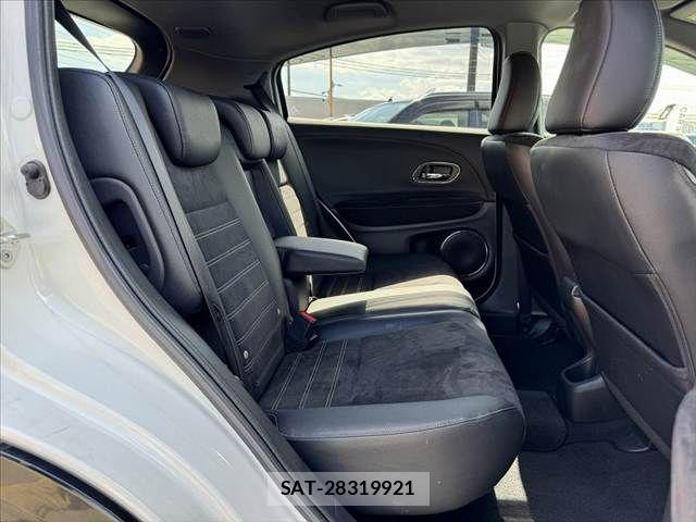 Honda VEZEL 2016-08 8369557-19
