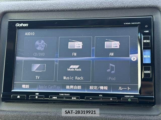 Honda VEZEL 2016-08 8369557-21