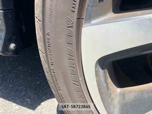 Honda VEZEL 2019-03 8369555-12