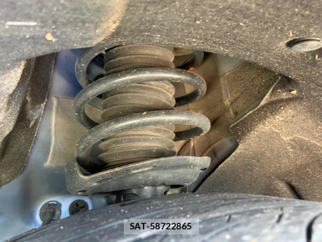 Honda VEZEL 2019-03 8369555-13