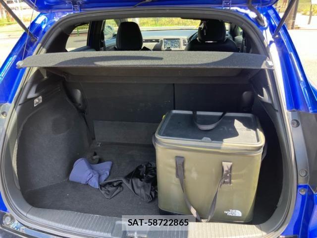 Honda VEZEL 2019-03 8369555-18