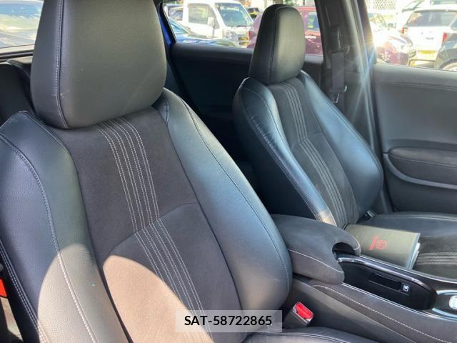 Honda VEZEL 2019-03 8369555-19