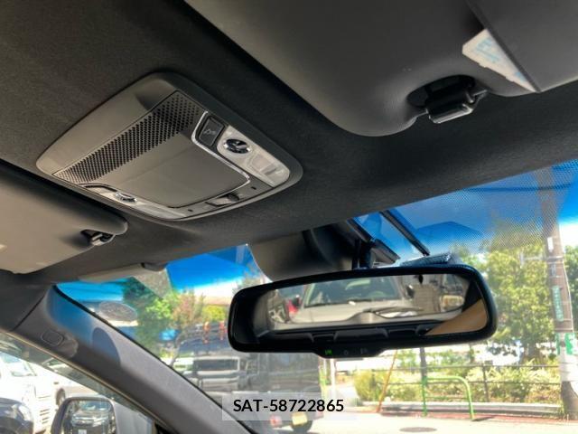 Honda VEZEL 2019-03 8369555-28