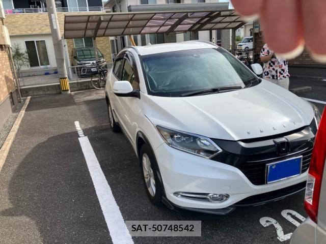 Honda VEZEL 2017-07 8372323-1