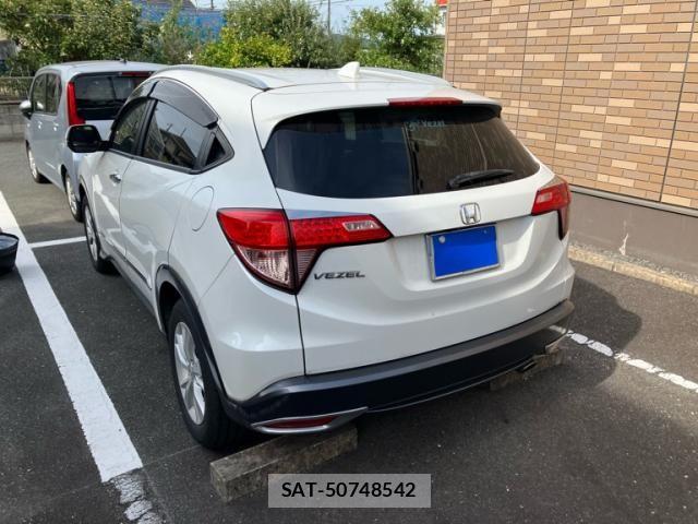 Honda VEZEL 2017-07 8372323-3