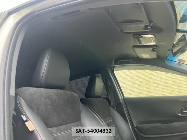 Honda VEZEL 2017-11 8415646-10