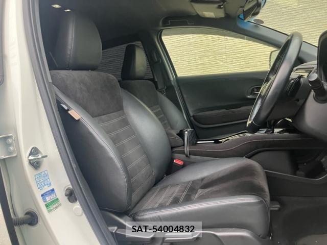 Honda VEZEL 2017-11 8415646-11