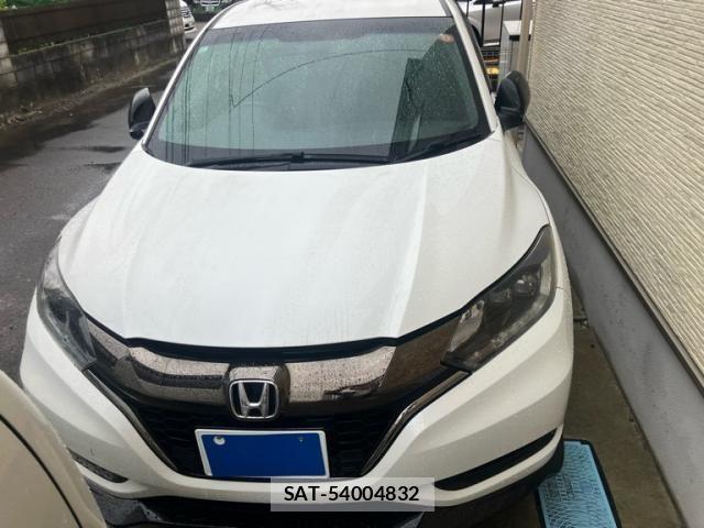 Honda VEZEL 2017-11 8415646-1