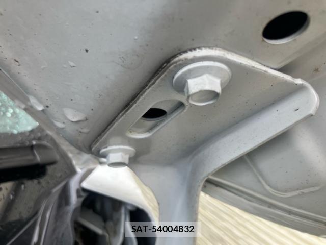 Honda VEZEL 2017-11 8415646-25