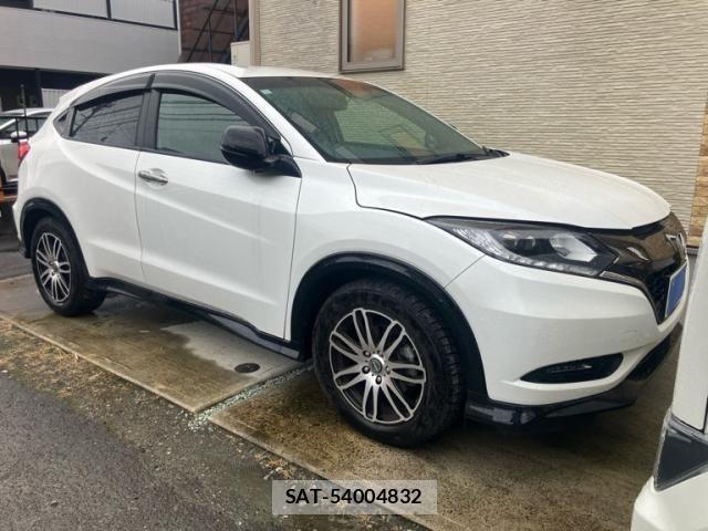 Honda VEZEL 2017-11 8415646-2