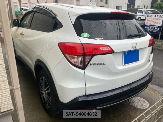 Honda VEZEL 2017-11 8415646-4