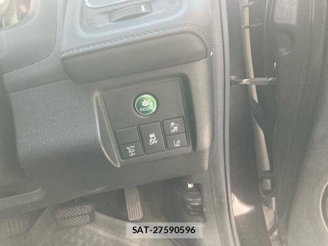 Honda VEZEL 2017-12 8415647-11